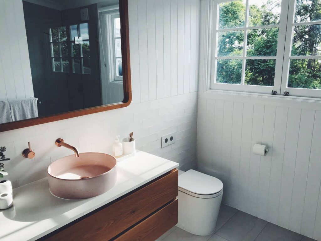 floating bathroom vanity