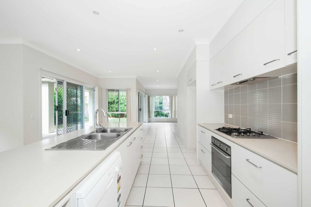 choosing backsplash grout